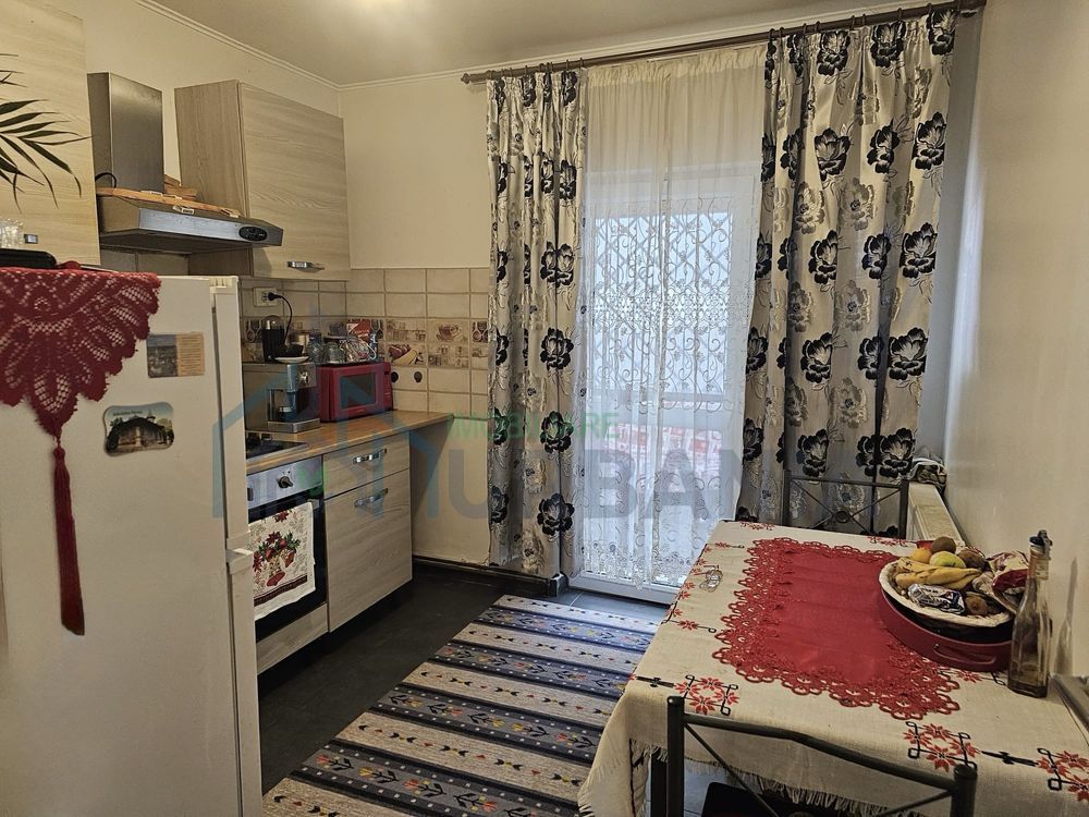 #, închiriez casă Uricani - Poză 7