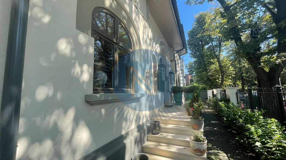 Vila unicat  Casin plus Imobil anexat - Poză 4