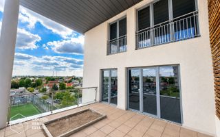 Penthouse cu potential exceptional, la rosu, 170mp, mansardabil pana la 300mp - Poză 11