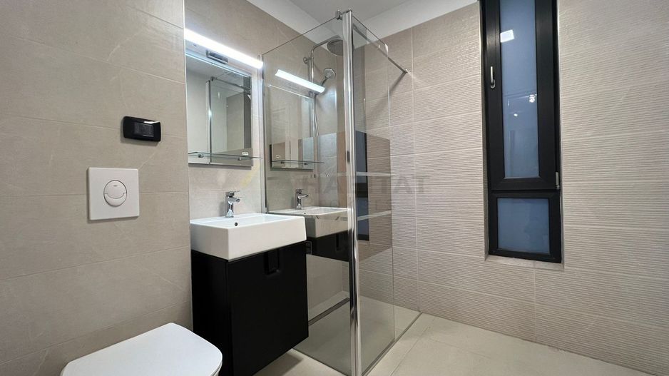 The Class Villas 1 – Vilă modernă de închiriat în Tunari - Poză 7