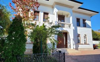 Resedinta exclusivista | Curte generoasa | Erou Iancu Nicolae - Poză 1