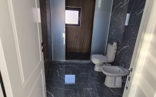 # De vanzare vila in Hlincea,posibil schimb cu apartament si dif. - Poză 7