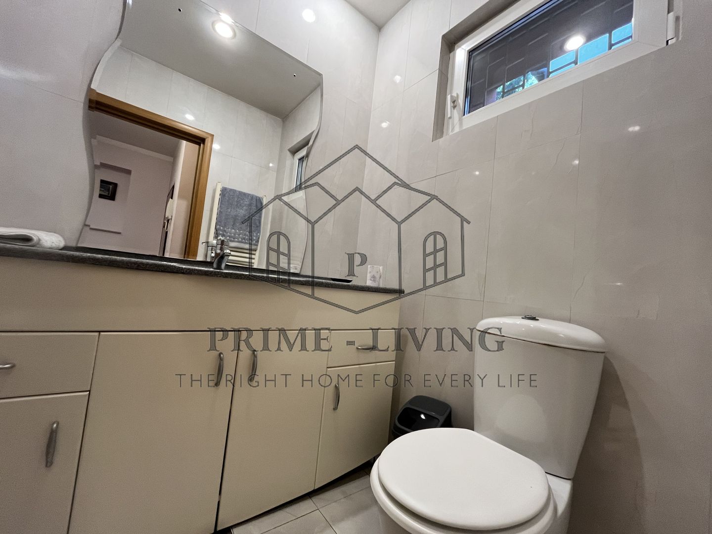 VILA CU 7 CAMERE IN COMPLEX REZIDENTIAL IN IANCU NICOLAE - Poză 13