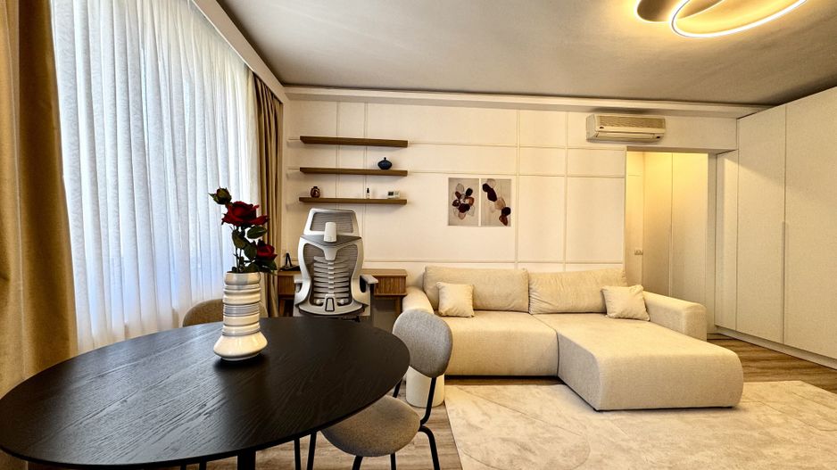 Apartament cu stil, eleganță și energie vibrantă, în Piața Victoriei - Poză 2