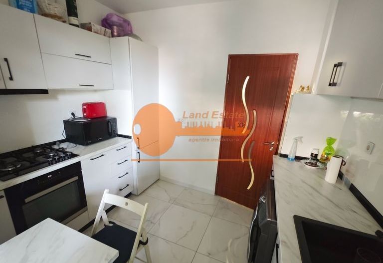 Apartament 3 Camere Complet Renovat | Metrou 1 Mai - Poză 8