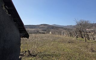 Casă bătrânească de vânzare – sat Prajoaia - Poză 10