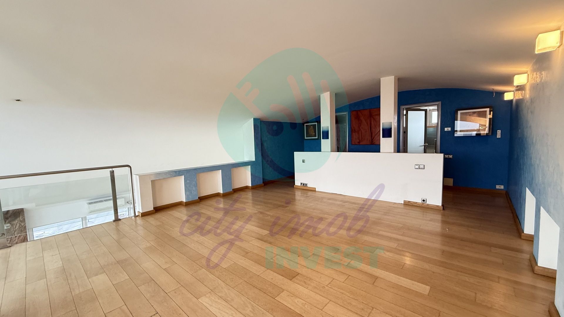 Penthouse Unic cu Terase de 100 mp - Poză 4