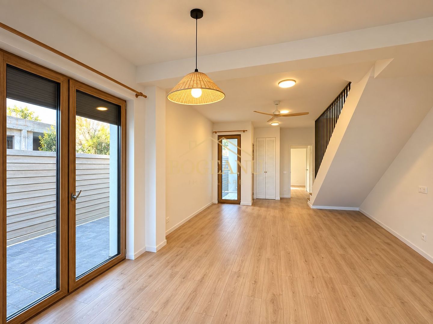 BG206-Duplex Premium 5 camere | Calea Aradului | Curte | 5 parcări - Poză 4
