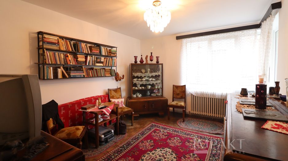 Apartament cu 2 camere, zona Semicentrala, aproape de Cetatuie! - Poză 1