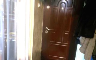 BRASADAS vinde ap 2 cam etaj 4/4 in Carpați 1. - Poză 8