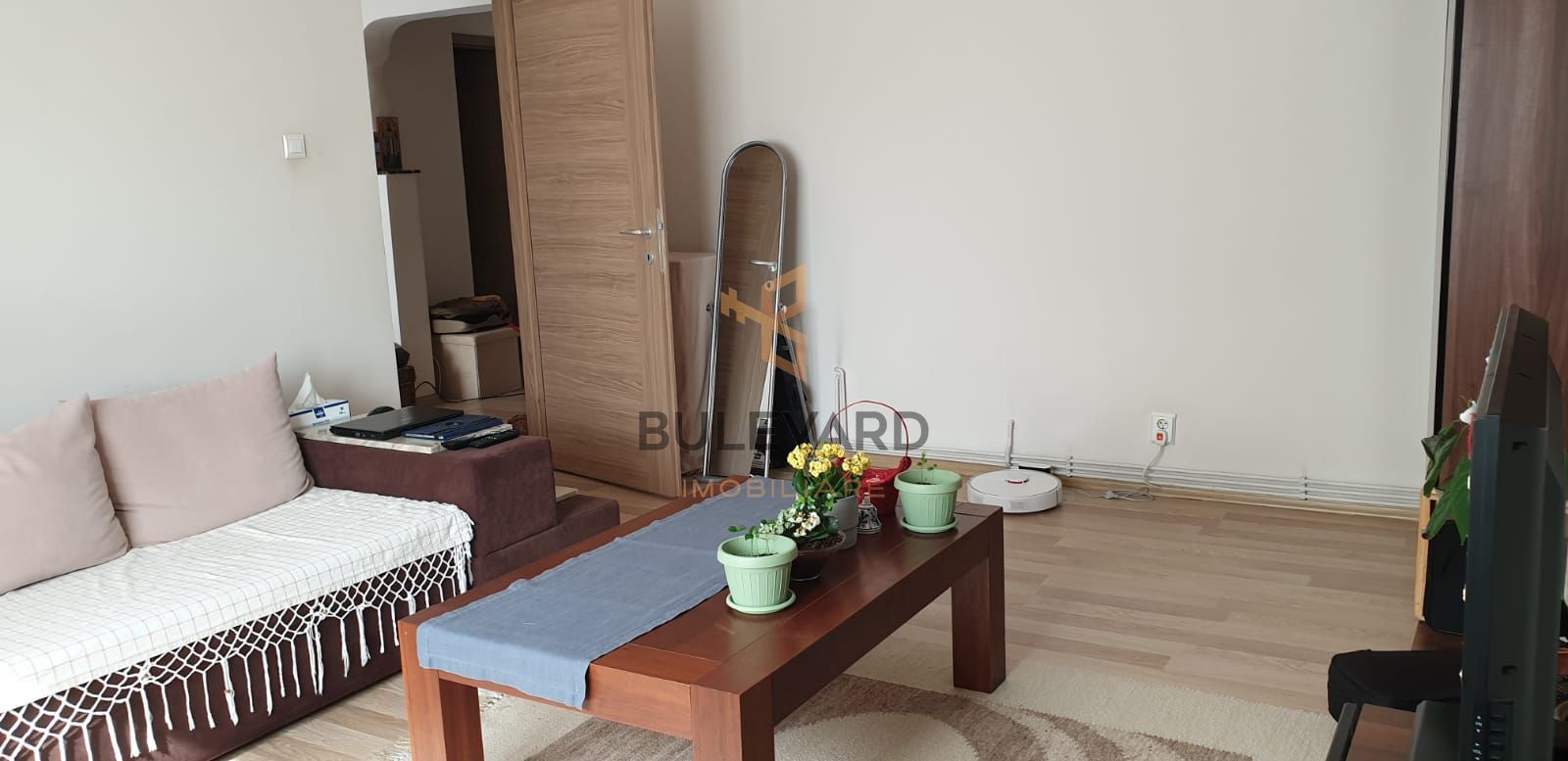 Apartament cu 3 camere, zona strazii Arinilor! - Poză 1