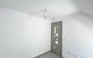 Casa intr-un imobil cu 4 unitati locative/80 mp/zona Somesului. - Poză 15