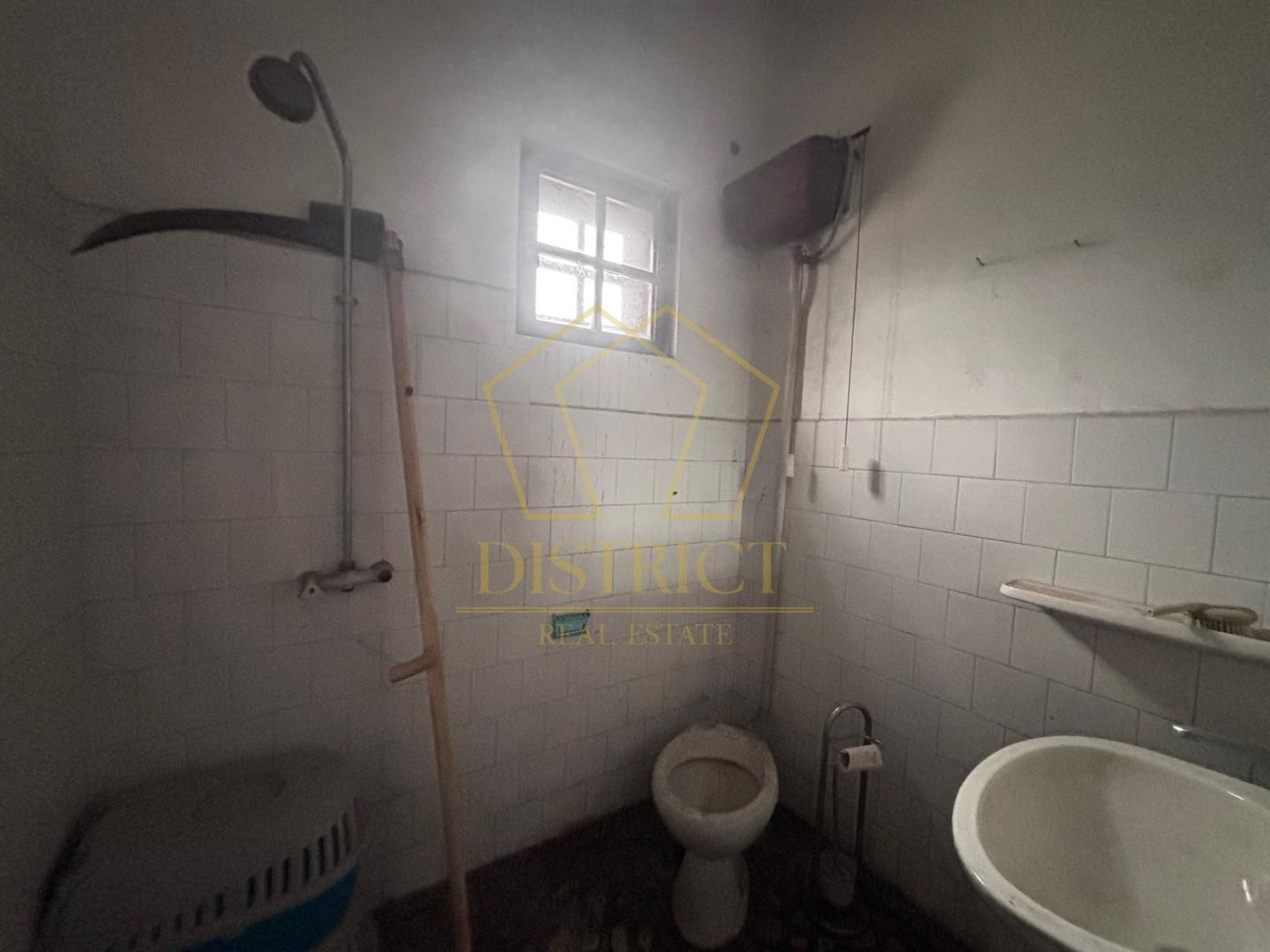 Casa pretabila activitati comerciale, posibilitate mansardare | Ronat - Poză 3