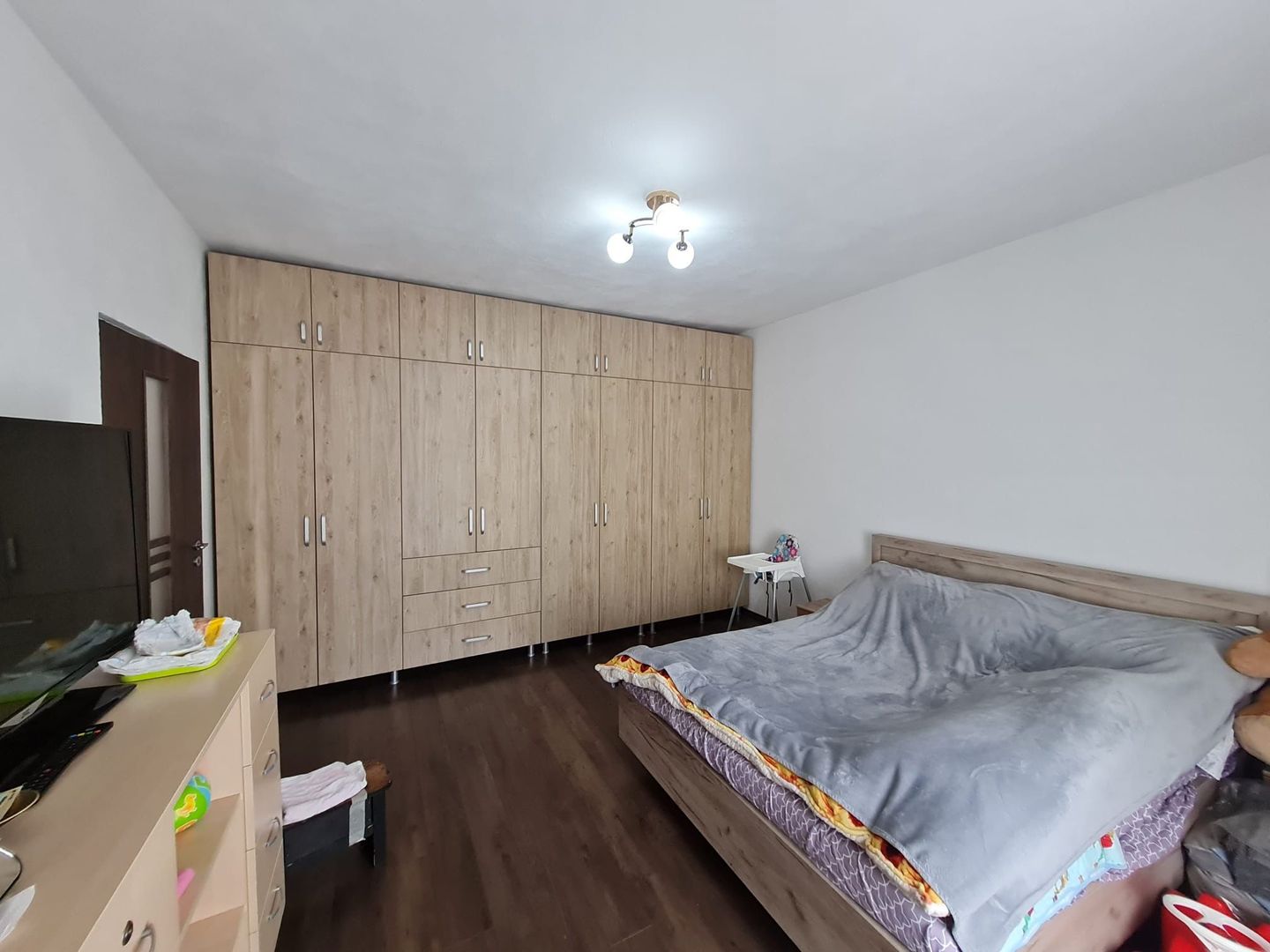 Apartament 3 camere în zona Pietei Victoria - Poză 12