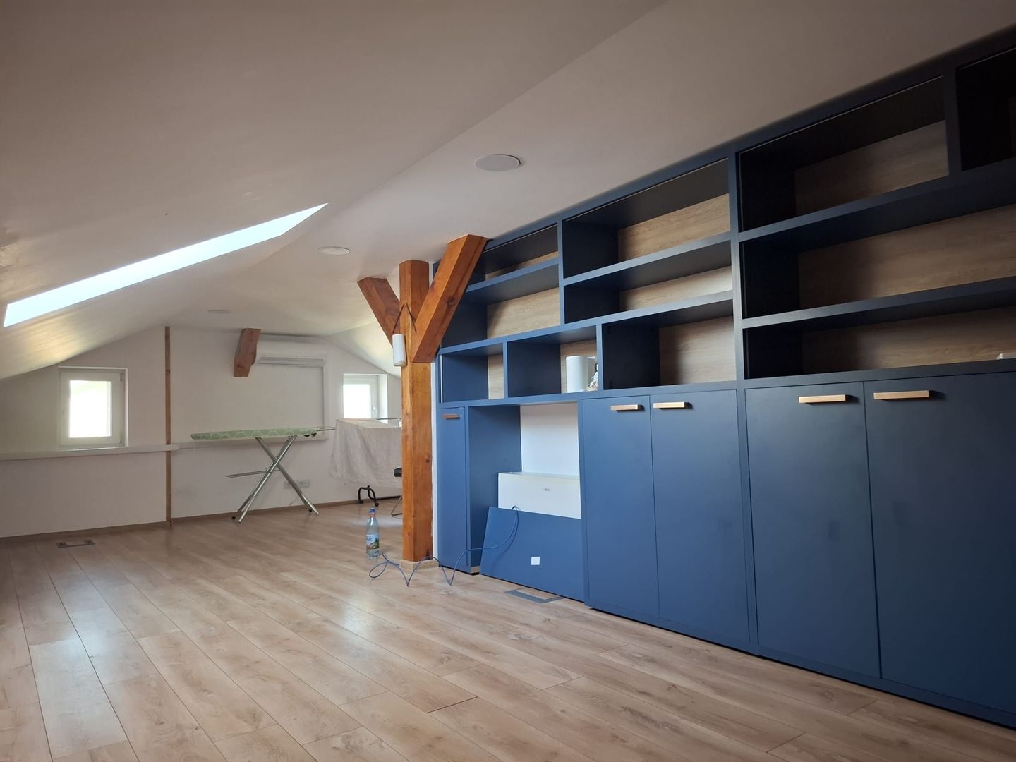 Apartament doua camere + mansarda, Selimbar, str. Brana - Poză 5
