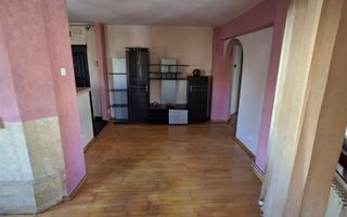 Apartament cu 3 camere - zona semicentrala - Poză 21