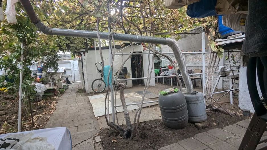 De vanzare casa + curte 197mp, zona Salaj - Poză 2