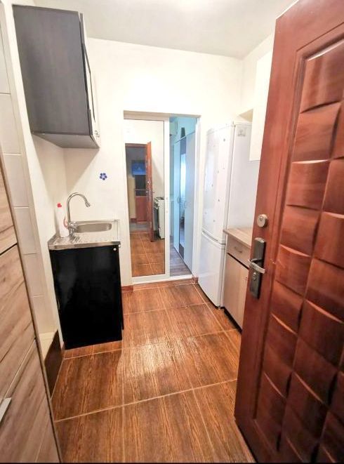 De închiriat garsonieră mobilată și utilată - Zonă Viaduct - Poză 3