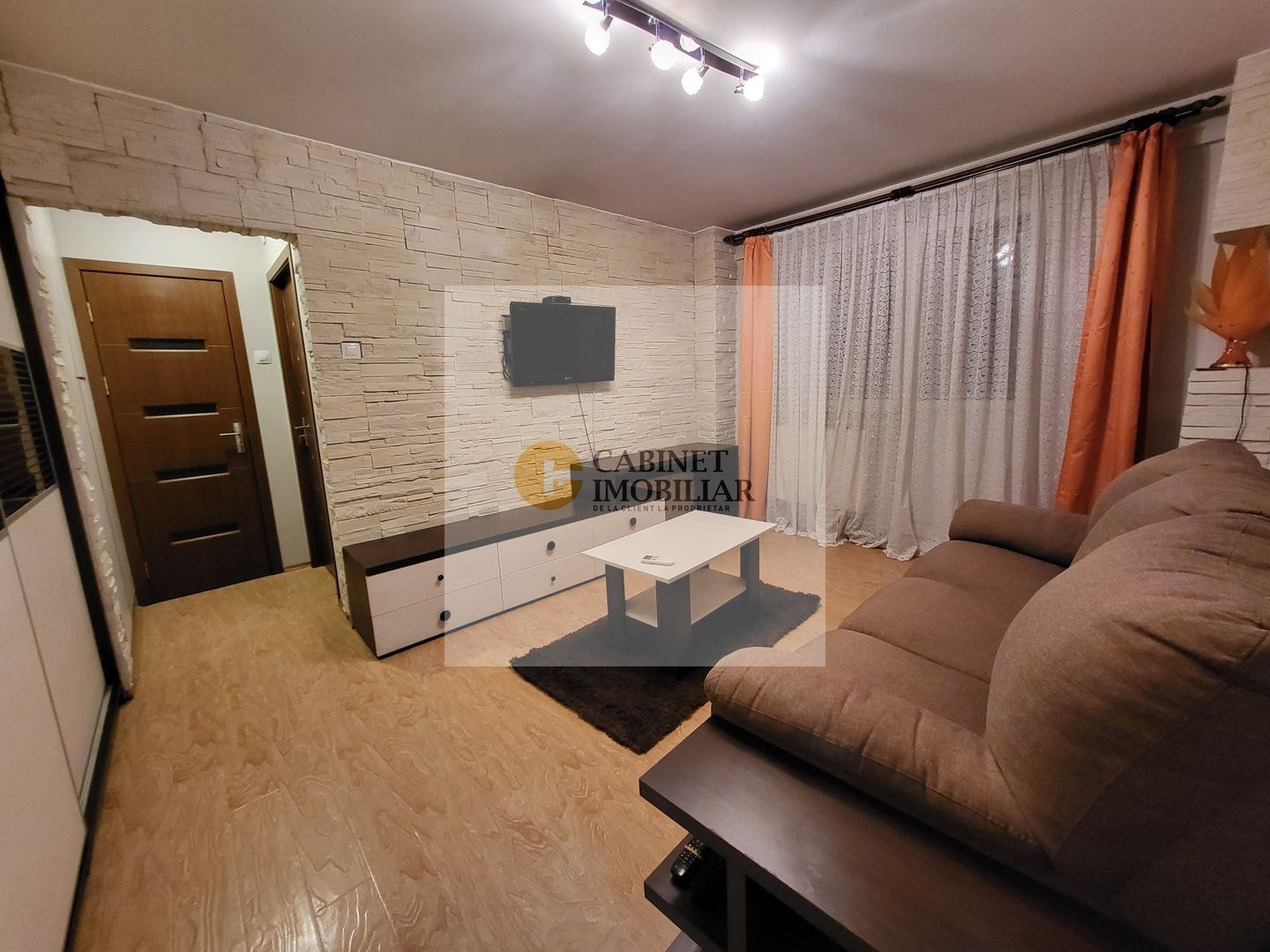 Apartament 2 camere | Mobilat modern | Centrală proprie | Parcare - Poză 2