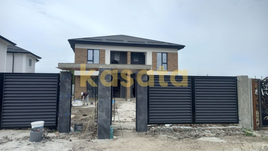 Duplex 4 camere | Bragadiru | curte generoasă, zonă liniștită - Poză 2