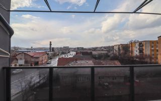Penthouse dispus pe 2 niveluri in Dambul Rotund - Poză 18