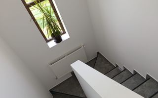 Casă / Vilă cu 4 camere de vânzare în Berceni - Poză 16