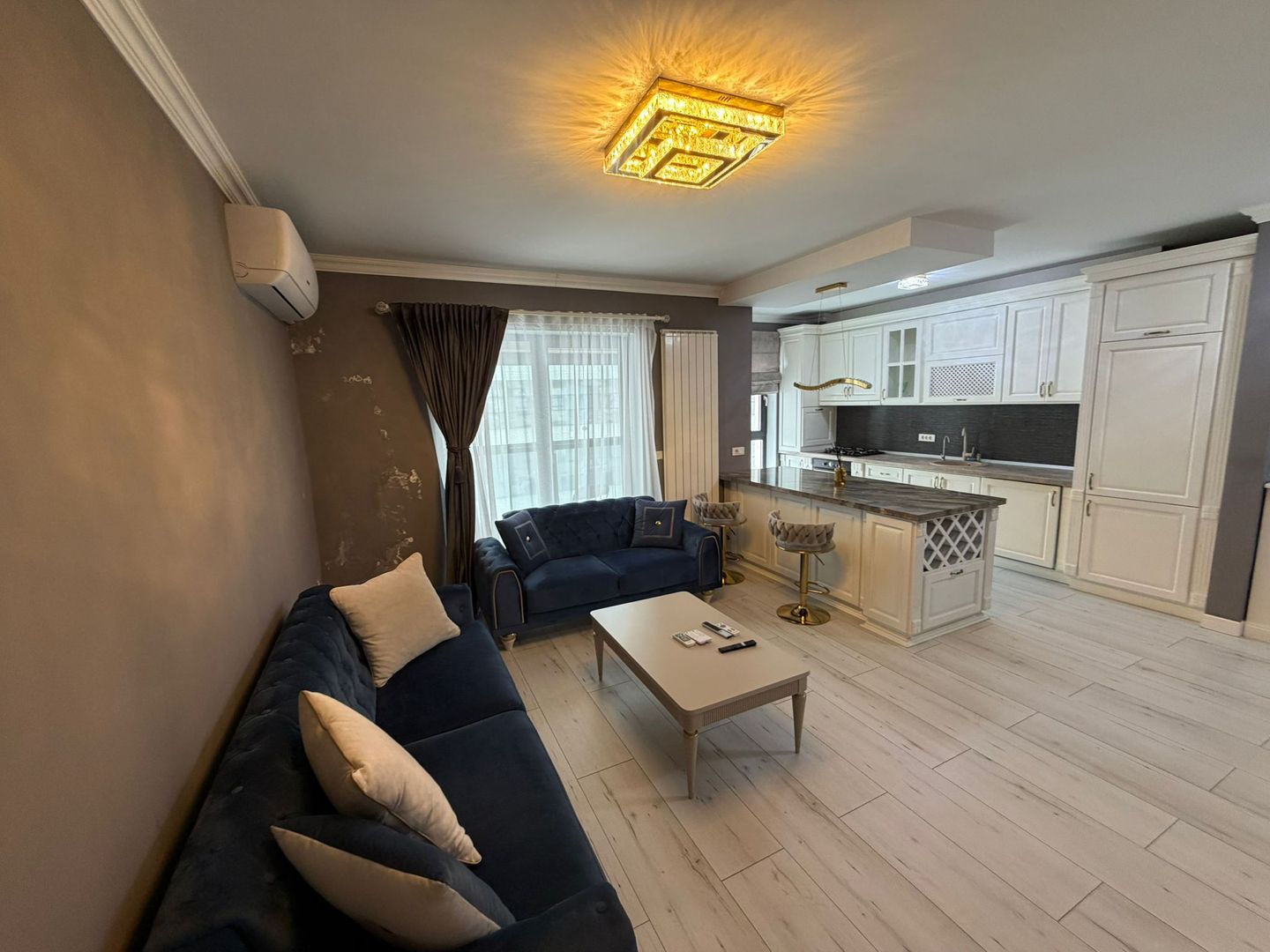 Apartament 3 camere | Mobilat si Utilat Premium | Plaza Romania - Poză 1