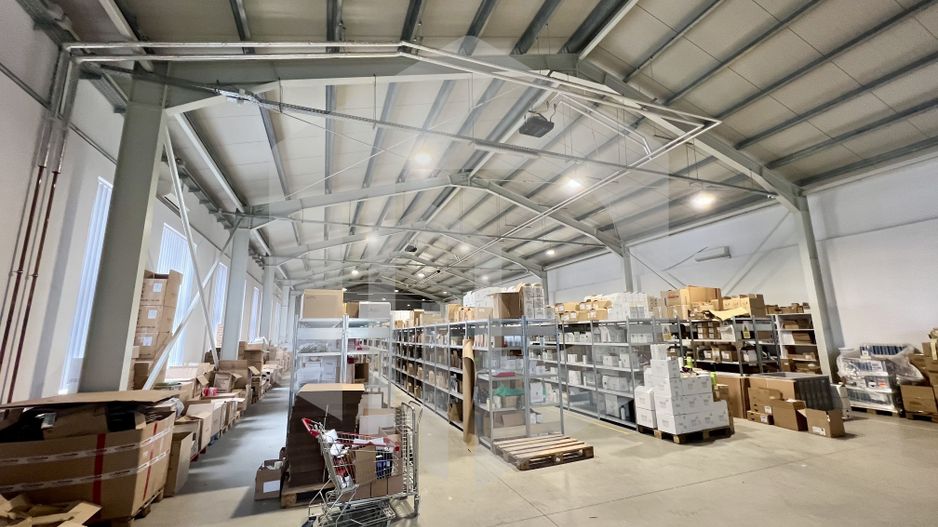 Hala de închiriat-Zona Calea Șurii Mici- 800 mp-3 porți acces+parcări - Poză 2