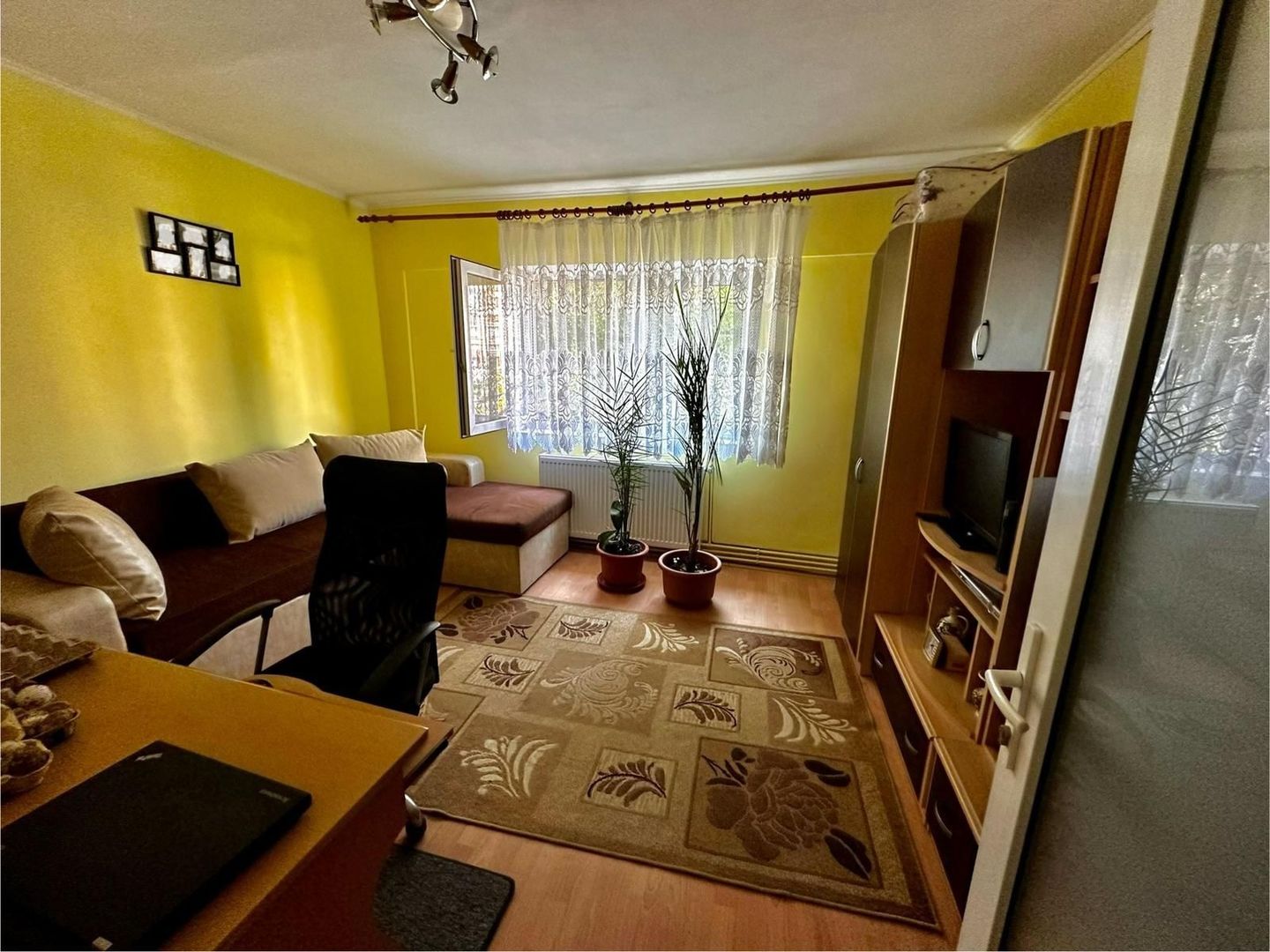 ageuropa.ro vinde URGENT ap DECOMANDAT, UTILAT 2 cam 64mp Micro 17. - Poză 2