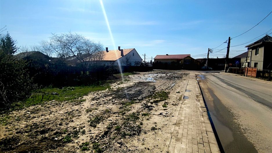 Teren Intravilan 732 MP | Itcani | Dublă Deschidere | Oportunitate - Poză 2