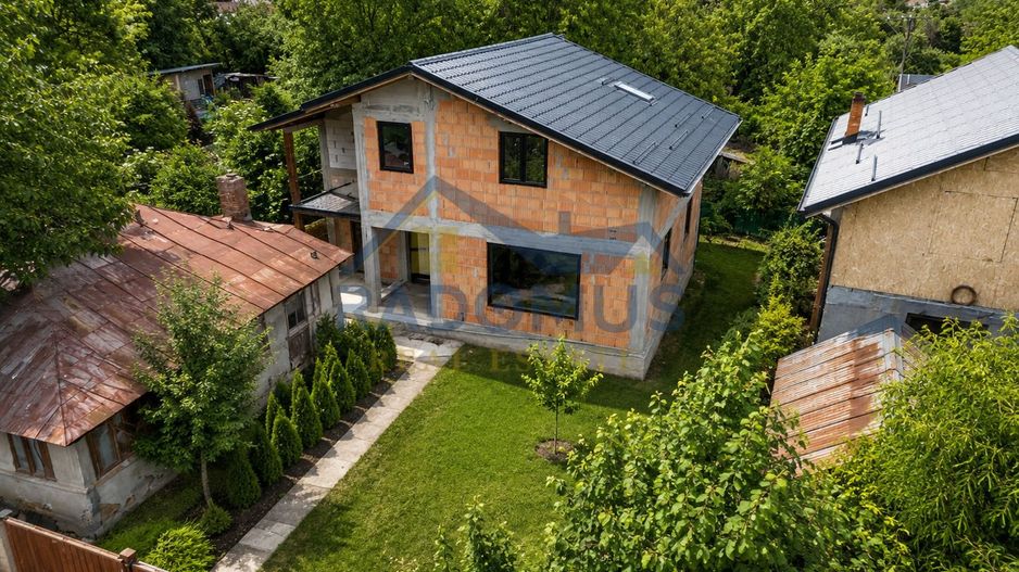 Casă P+M la Roșu - Teren 683 mp - Tăriceni/Șirna - Comision 0% - Poză 3