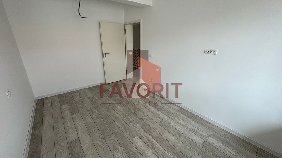 Finisaje la alegere. Vatra veche a satului. La asfalt - Poză 8