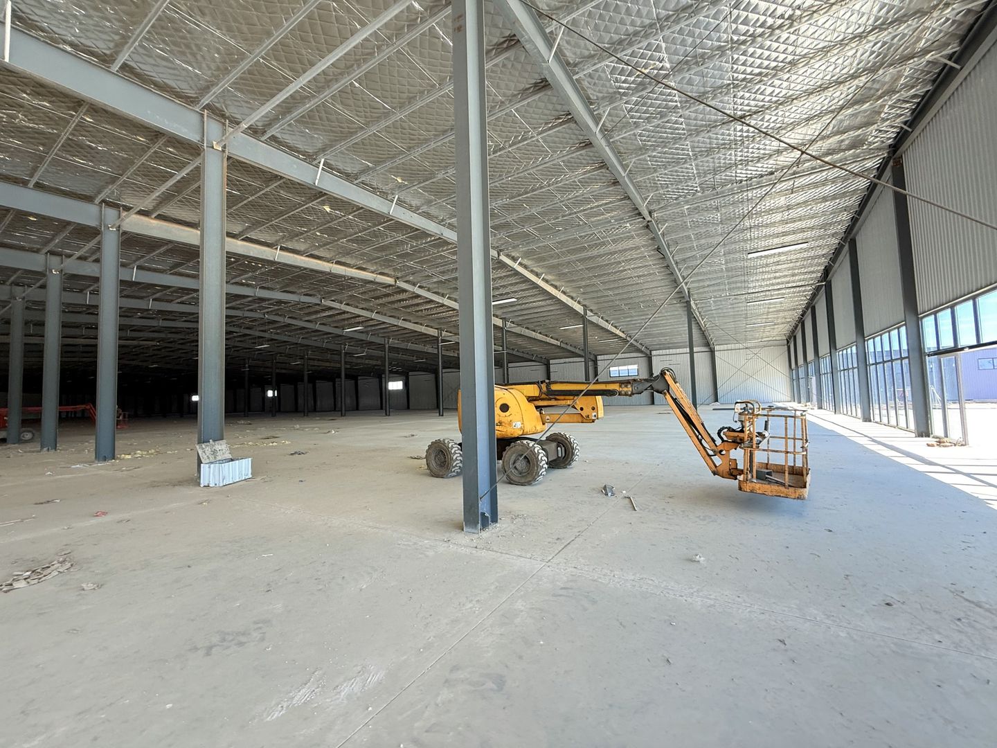 Centru Comercial  56000 mp hale depozitare productie logistica - Poză 7