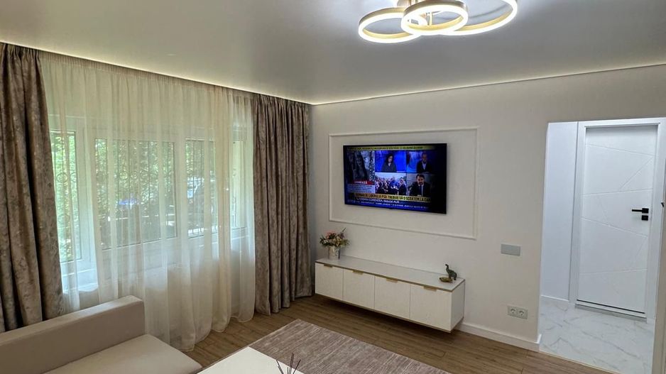 Vanzare Garsoniera Lux  Adiacent DECEBAL - Poză 1