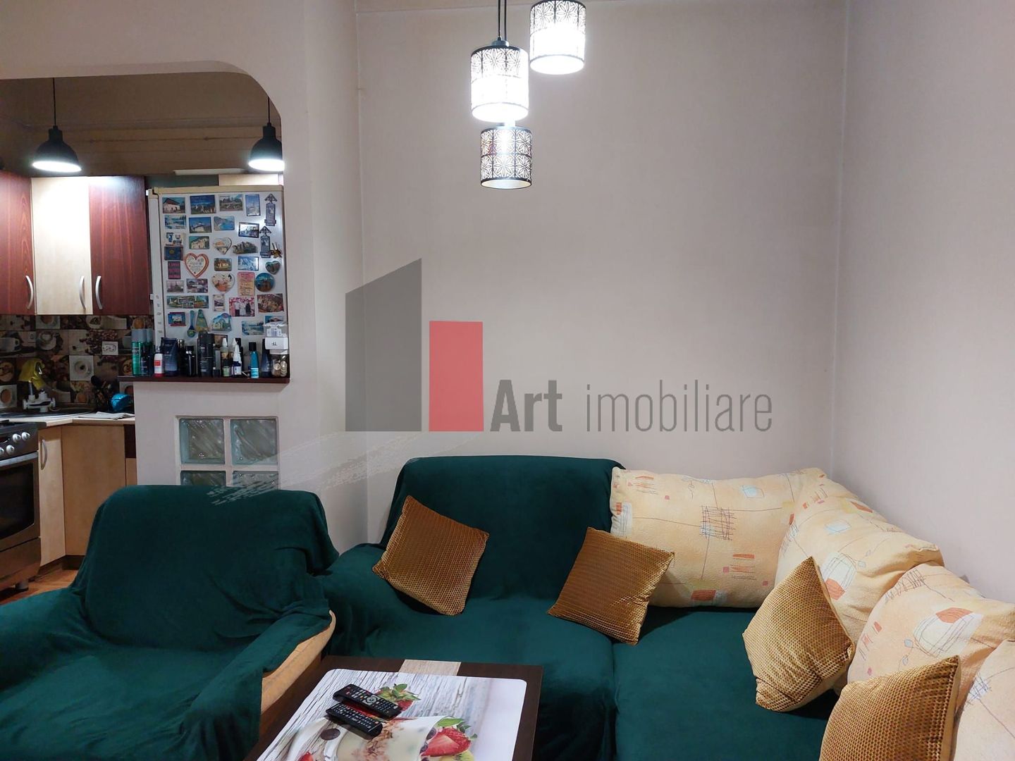 Apartamentul "ENIREJO", et. 1 in vila, FARA RISC SEISMIC, intrare exclusiva - Poză 3