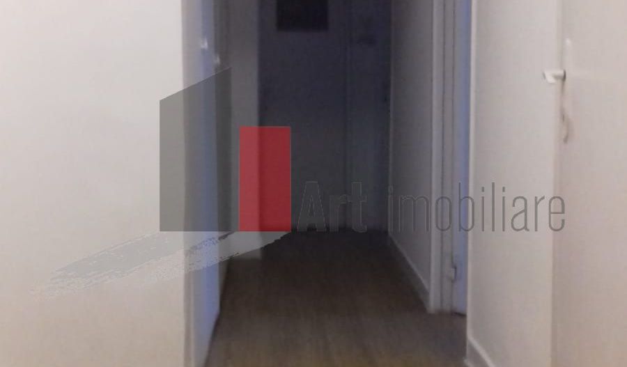 3 camere Grivitei - Poză 6