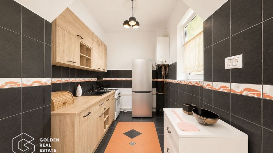 Apartament 2 camere cochet, renovat, curte ingrijita-Piata Catedralei - Poză 7