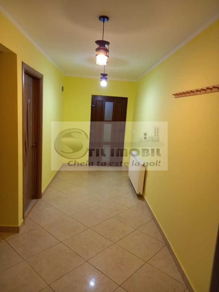 Casă zonă Tătărași - 750 euro - Poză 7