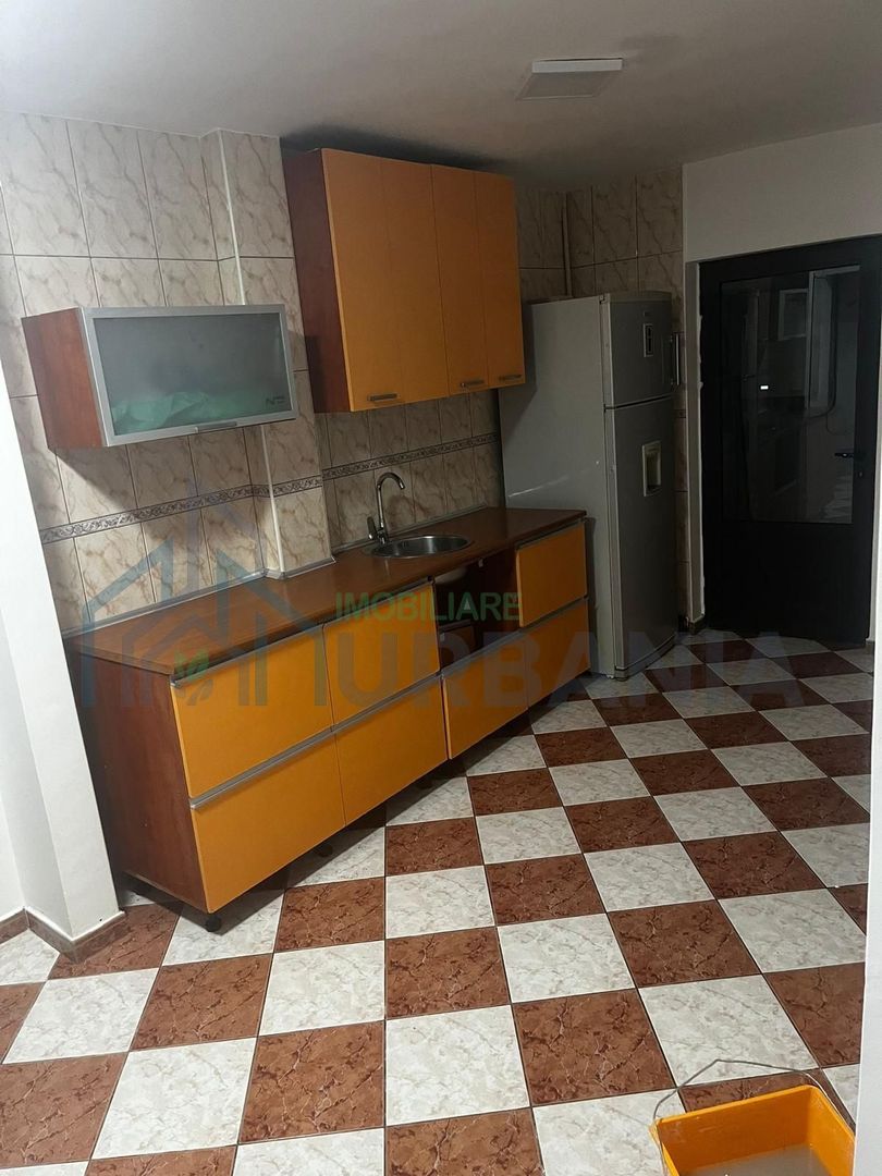 3 camere - apartament spre inchiriere - Poză 8