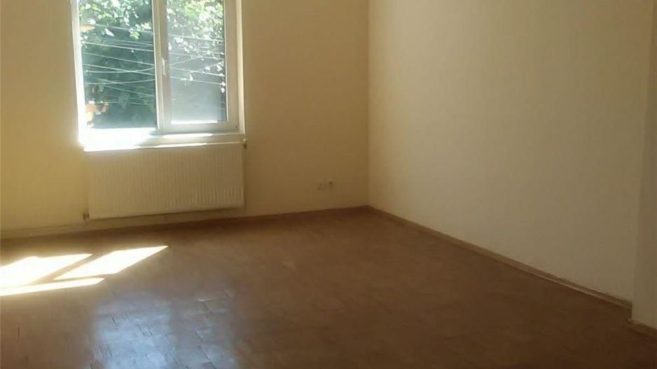 Inchiriere Casa Vila || 8 camere  ||curte libera 100mp || Vatra Luminoasa - Poză 5