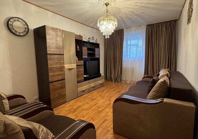Apartament 3 camere | Soseaua Pantelimon| Decomandat| - Poză 1
