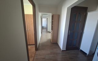 Apartament spațios cu 3 camere in zona Circumvalațiunii - Poză 9