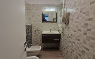 Spatiu comercial, 100 mp, 3 camere, centrala proprie, langa Biharia Office - Poză 3