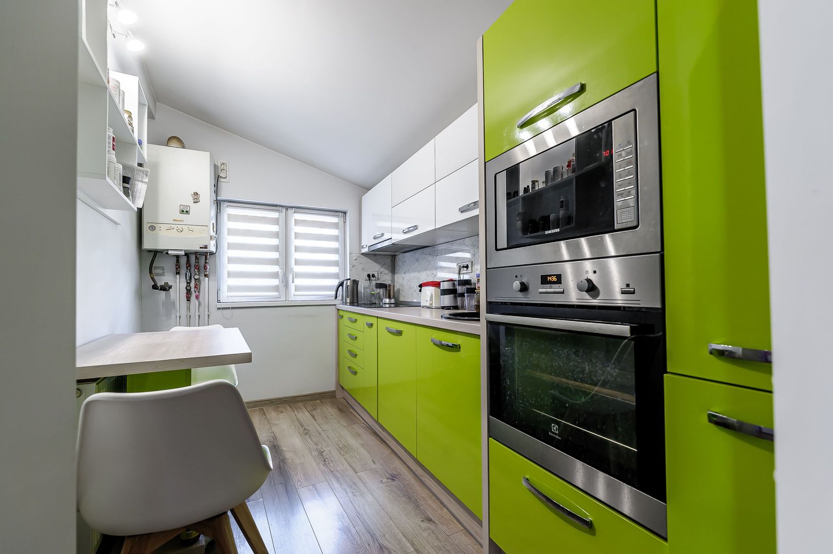 REZERVAT!Apartament 2 camere spatios la casa individuala zona centrala - Poză 6