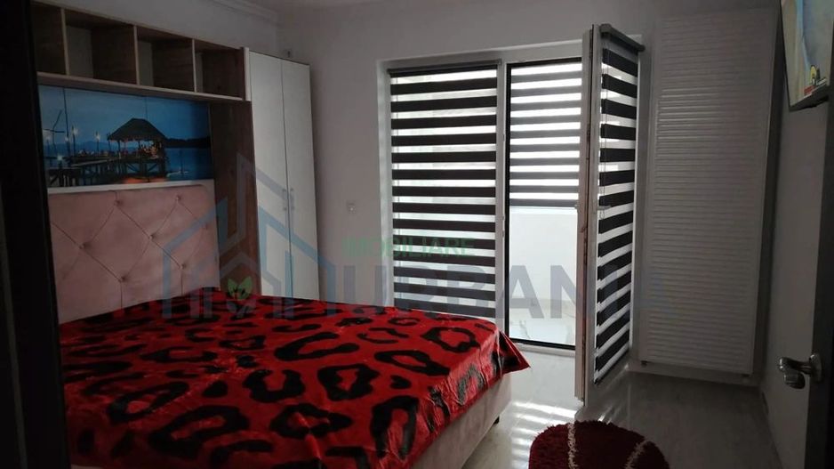 închiriez apartament 2 camere - Poză 4