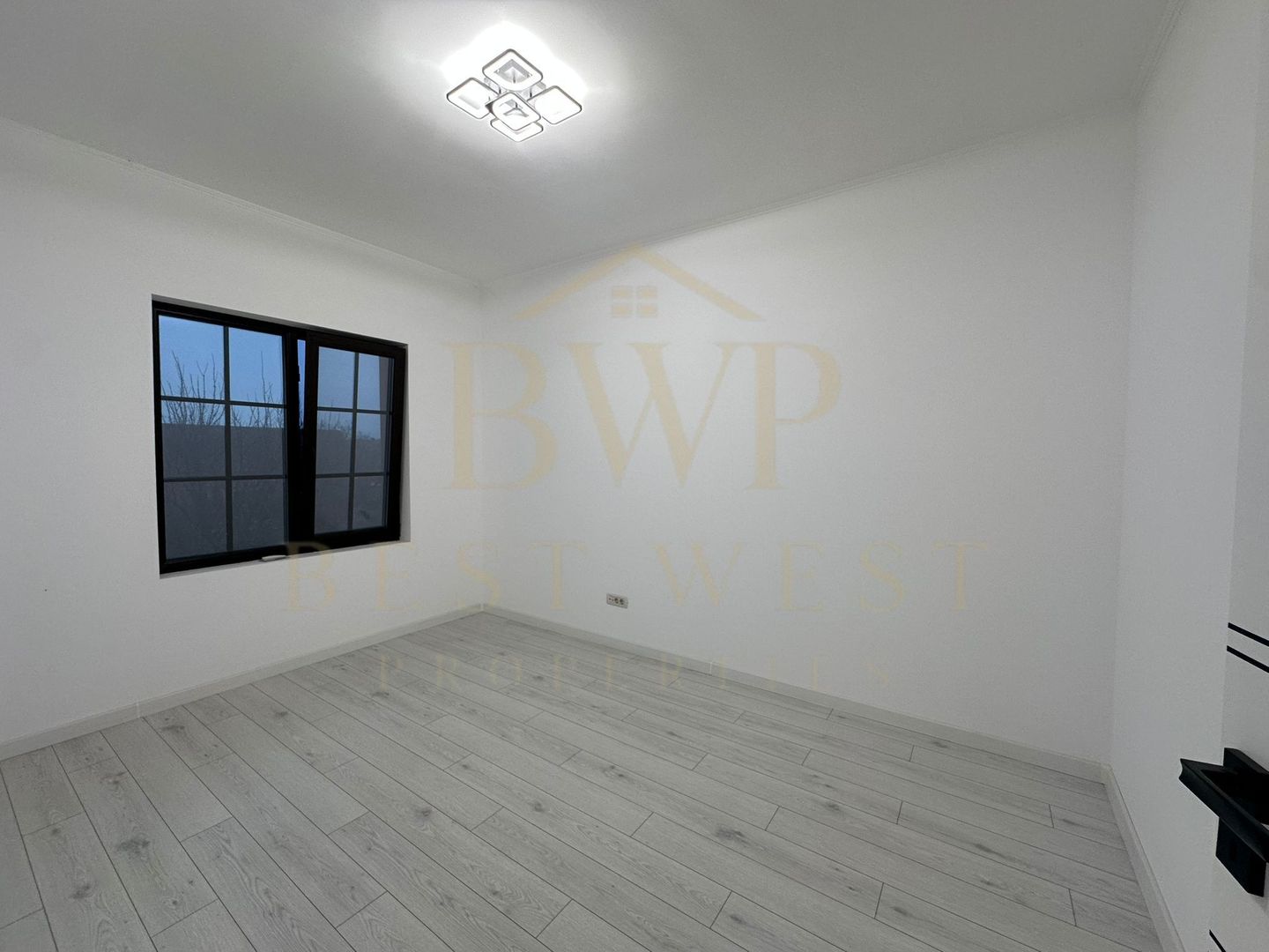 Duplex 1/2, 5 camere, drum propriu, Giroc - Poză 12