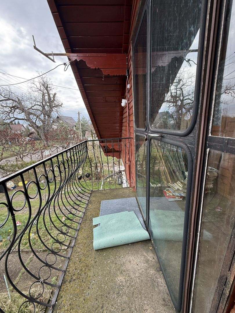 Casă corp C1 84mp + casă corp C2 51mp+garaj+ grădină și teren 889mp - Poză 25