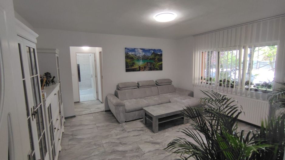 Dambovita-Clabucet | 2 Camere | Centrala Proprie | Mobilat si Utilat Modern. - Poză 2