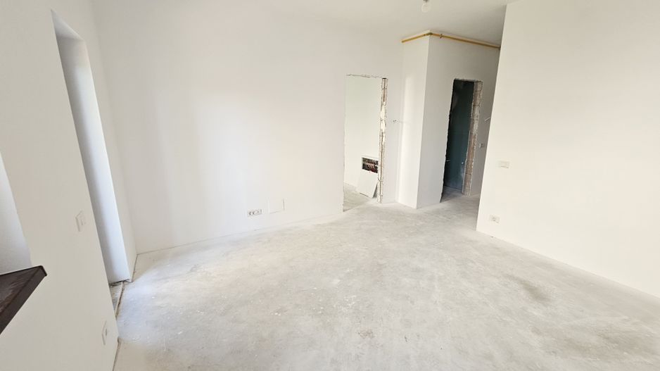 Garsonieră bloc deosebit Damaroaia - Poză 3