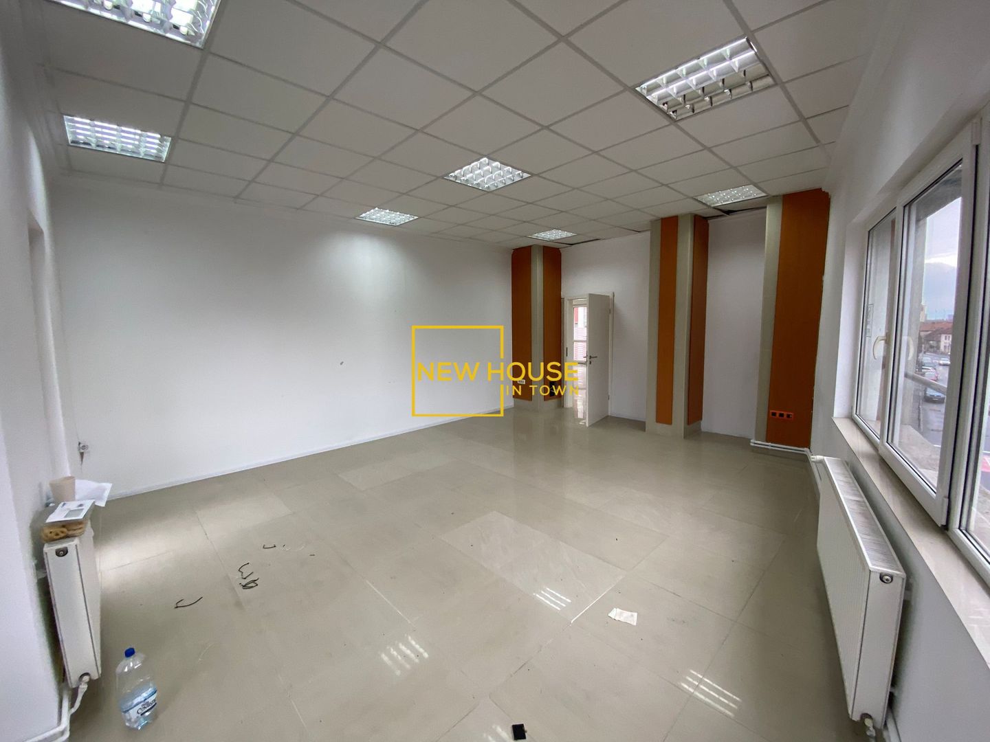 Spațiu de birouri / showroom de închiriat | Zona Blumana | Vedere panoramică - Poză 7